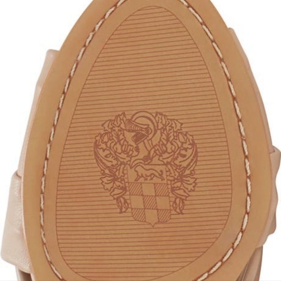 Vince Camuto Clarstie‎ leather Sandals - Picture 10 of 10